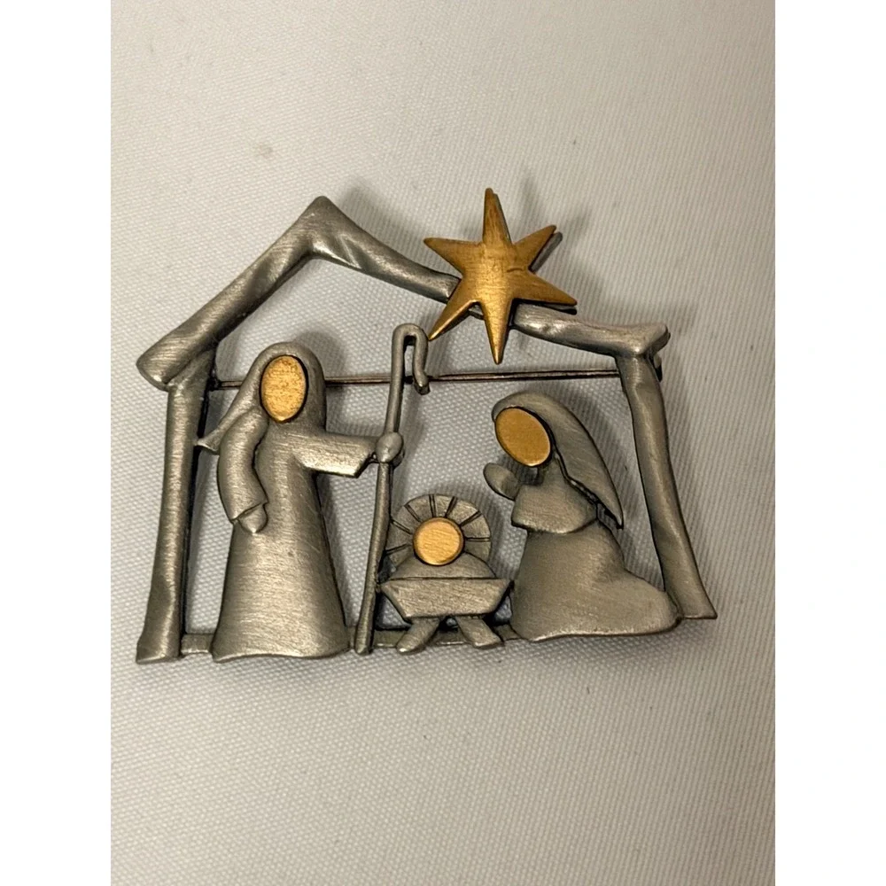 JJ Nativity Brooch Pewter Gold Tone Artifacts 1986 Christmas Pin Vintage